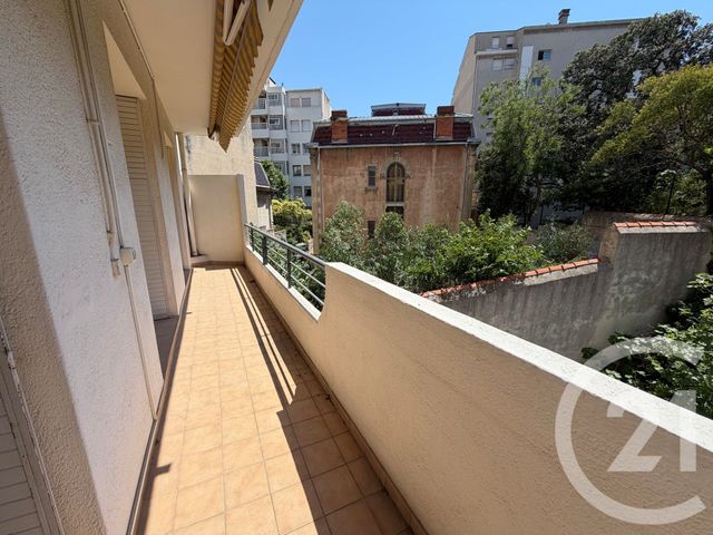 Appartement T3 &agrave; louer - 3 pi&egrave;ces - 88,63 m2 - Marseille - 13008 - PROVENCE-ALPES-COTE-D-AZUR