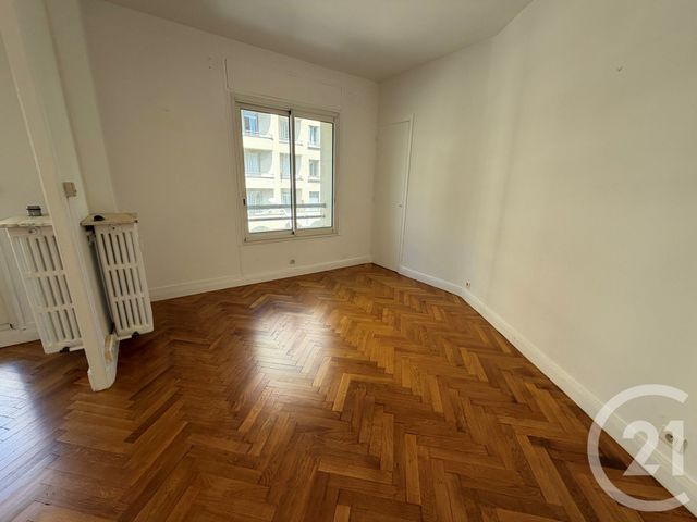 Appartement T3 &agrave; louer - 3 pi&egrave;ces - 88,63 m2 - Marseille - 13008 - PROVENCE-ALPES-COTE-D-AZUR