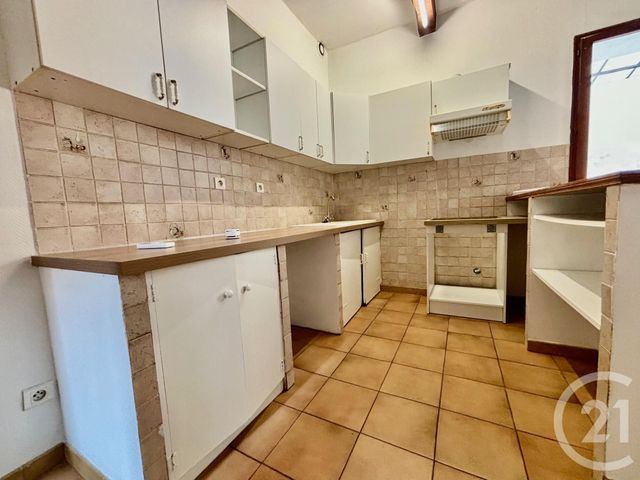 Maison &agrave; louer - 4 pi&egrave;ces - 70,61 m2 - Marseille - 13013 - PROVENCE-ALPES-COTE-D-AZUR