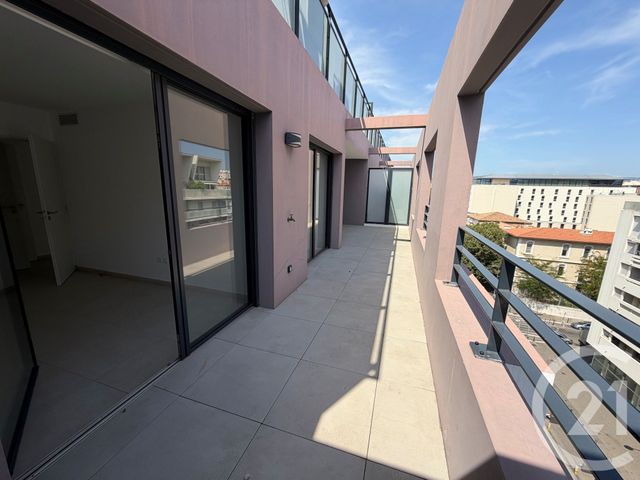Appartement T3 &agrave; louer - 3 pi&egrave;ces - 71,47 m2 - Marseille - 13002 - PROVENCE-ALPES-COTE-D-AZUR