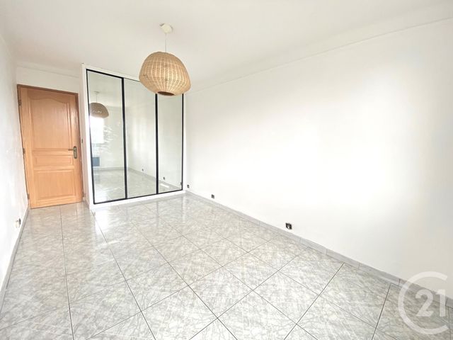 Appartement T3 &agrave; louer - 3 pi&egrave;ces - 67,45 m2 - Marseille - 13013 - PROVENCE-ALPES-COTE-D-AZUR