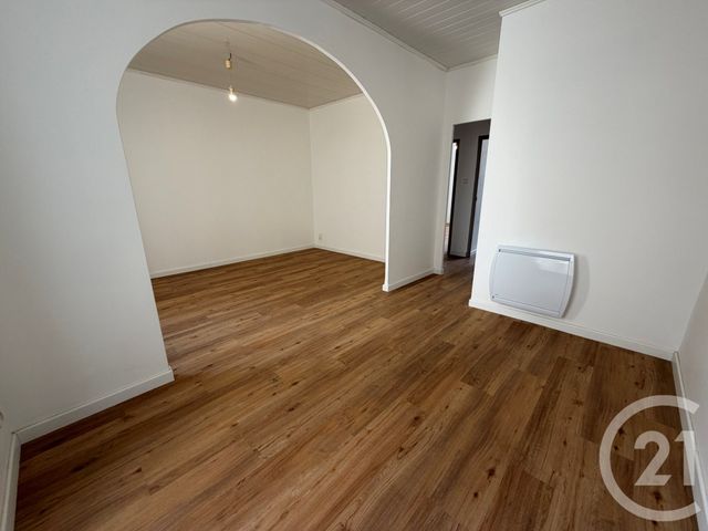 Appartement T2 &agrave; louer - 2 pi&egrave;ces - 52,75 m2 - Marseille - 13013 - PROVENCE-ALPES-COTE-D-AZUR