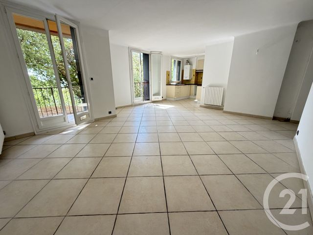 Appartement T3 &agrave; louer - 3 pi&egrave;ces - 68,01 m2 - Marseille - 13013 - PROVENCE-ALPES-COTE-D-AZUR