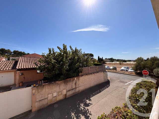 Appartement T3 &agrave; louer - 3 pi&egrave;ces - 80,60 m2 - Plan De Cuques - 13 - PROVENCE-ALPES-COTE-D-AZUR