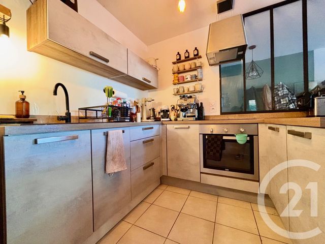 Appartement T3 &agrave; louer - 3 pi&egrave;ces - 64,34 m2 - Marseille - 13013 - PROVENCE-ALPES-COTE-D-AZUR