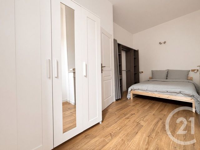 Appartement T2 &agrave; louer - 2 pi&egrave;ces - 45 m2 - Marseille - 13006 - PROVENCE-ALPES-COTE-D-AZUR