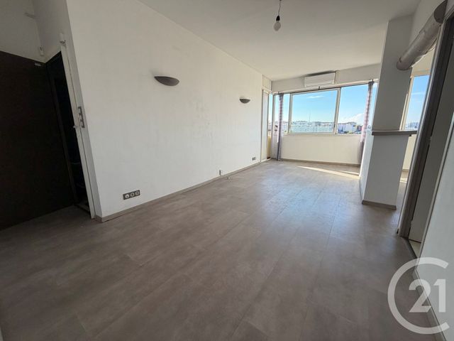 Appartement T3 &agrave; louer - 3 pi&egrave;ces - 52,46 m2 - Marseille - 13014 - PROVENCE-ALPES-COTE-D-AZUR