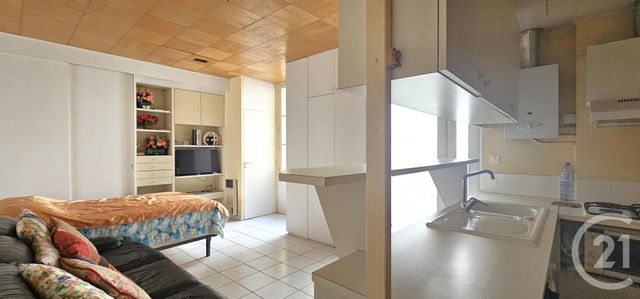 Appartement Studio à vendre - 1 pièce - 22,57 m2 - Paris - 75018 - ILE-DE-FRANCE