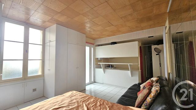 Appartement Studio à vendre - 1 pièce - 22,57 m2 - Paris - 75018 - ILE-DE-FRANCE