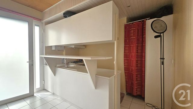 Appartement Studio à vendre - 1 pièce - 22,57 m2 - Paris - 75018 - ILE-DE-FRANCE