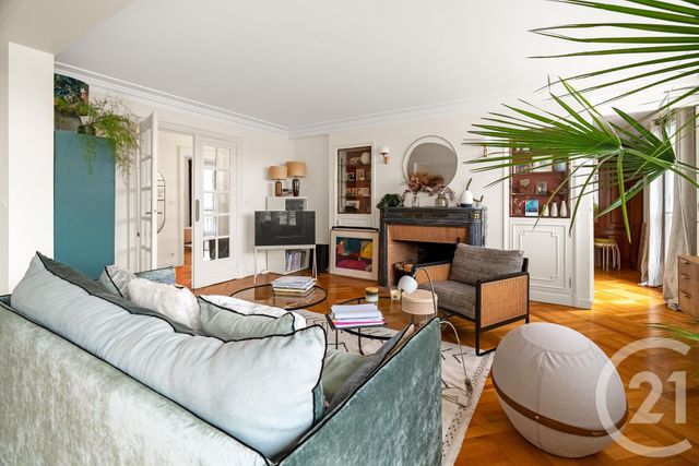 Appartement F5 &agrave; vendre - 5 pi&egrave;ces - 128,71 m2 - Paris - 75018 - ILE-DE-FRANCE