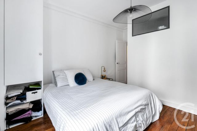 Appartement &agrave; vendre - 4 pi&egrave;ces - 62 m2 - Paris - 75018 - ILE-DE-FRANCE