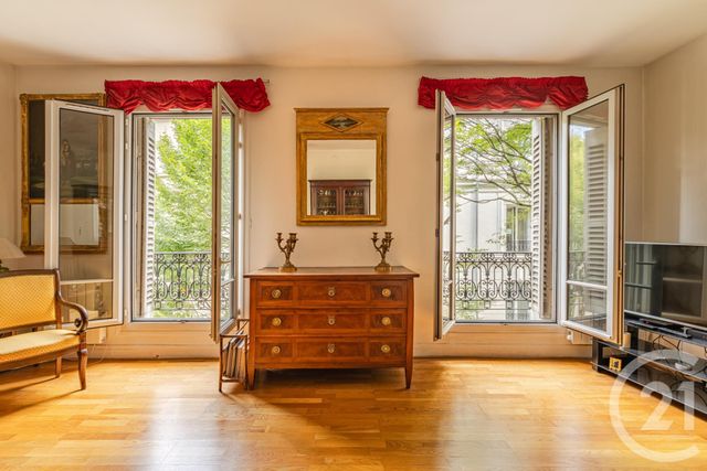 Appartement &agrave; vendre - 3 pi&egrave;ces - 50,71 m2 - Paris - 75018 - ILE-DE-FRANCE