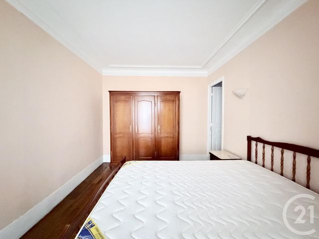 Appartement à vendre - 3 pièces - 52,27 m2 - Paris - 75018 - ILE-DE-FRANCE