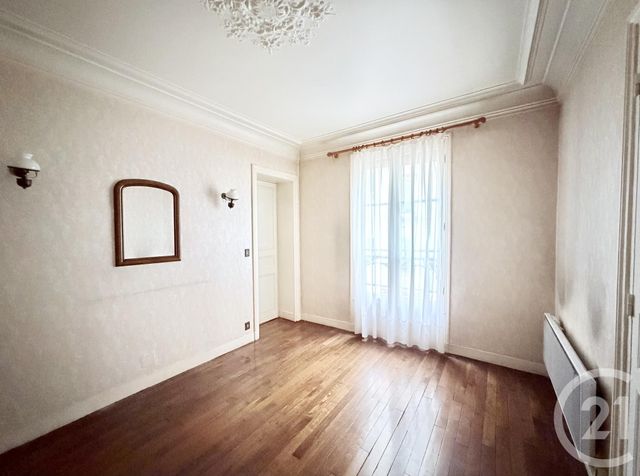 Appartement à vendre - 3 pièces - 52,27 m2 - Paris - 75018 - ILE-DE-FRANCE