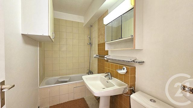 Appartement Studio &agrave; vendre - 1 pi&egrave;ce - 28,77 m2 - Paris - 75018 - ILE-DE-FRANCE