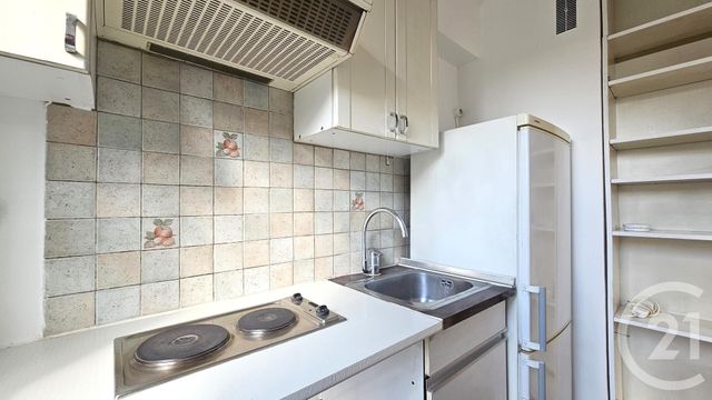 Appartement Studio &agrave; vendre - 1 pi&egrave;ce - 28,77 m2 - Paris - 75018 - ILE-DE-FRANCE