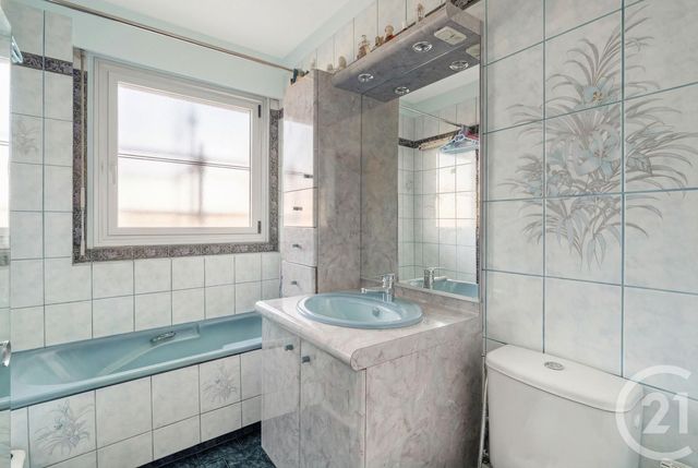 Appartement &agrave; vendre - 2 pi&egrave;ces - 46,93 m2 - Paris - 75018 - ILE-DE-FRANCE