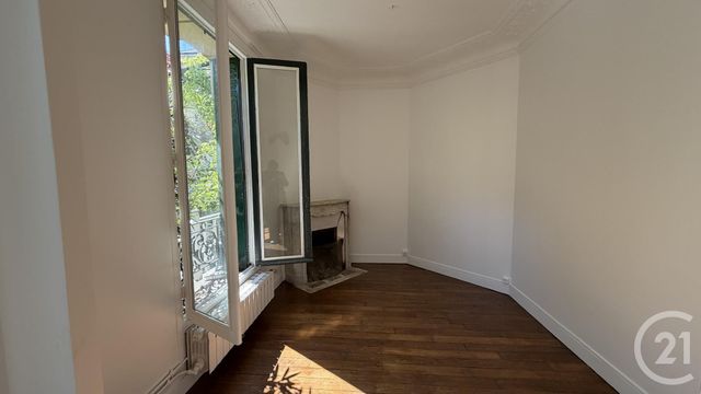 Appartement Duplex &agrave; louer - 3 pi&egrave;ces - 62,60 m2 - Paris - 75018 - ILE-DE-FRANCE