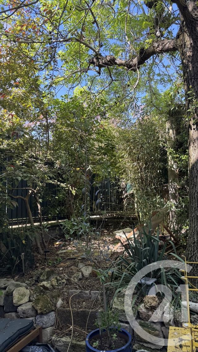 Appartement Duplex &agrave; louer - 3 pi&egrave;ces - 62,60 m2 - Paris - 75018 - ILE-DE-FRANCE