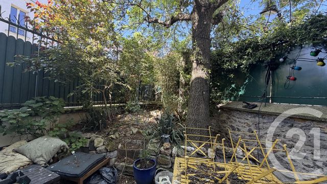 Appartement Duplex &agrave; louer - 3 pi&egrave;ces - 62,60 m2 - Paris - 75018 - ILE-DE-FRANCE