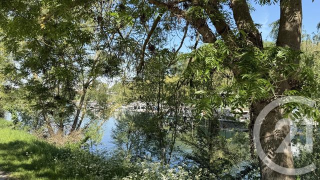 Appartement 4 pièces &agrave; louer - 4 pi&egrave;ces - 85 m2 - Noisy Le Grand - 93 - ILE-DE-FRANCE