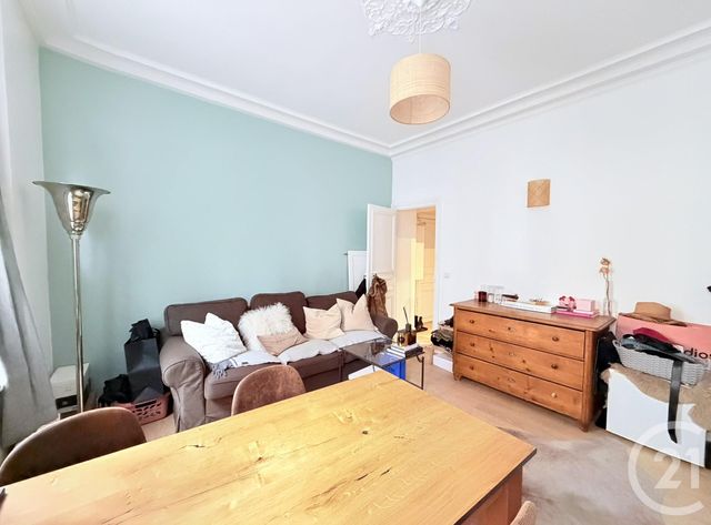 Appartement &agrave; vendre - 2 pi&egrave;ces - 35 m2 - Paris - 75018 - ILE-DE-FRANCE