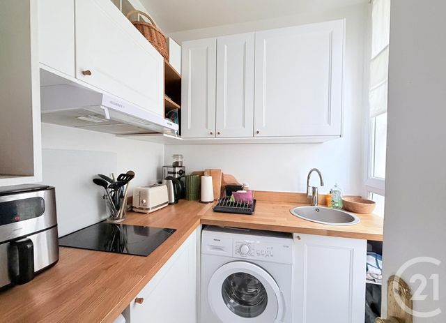 Appartement &agrave; vendre - 2 pi&egrave;ces - 35 m2 - Paris - 75018 - ILE-DE-FRANCE