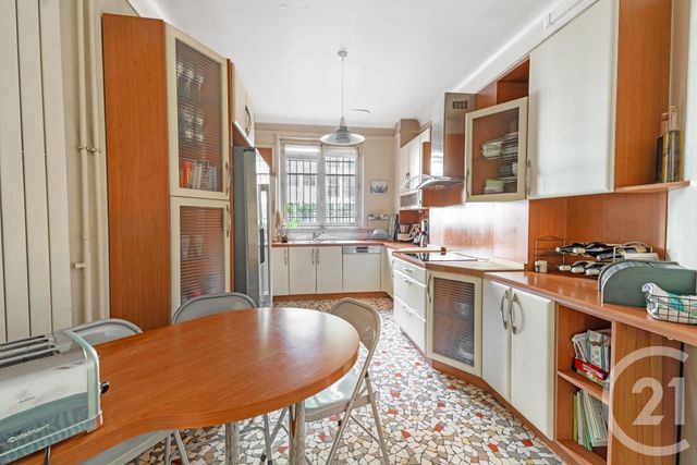 Appartement T5 &agrave; vendre - 5 pi&egrave;ces - 148,83 m2 - Paris - 75018 - ILE-DE-FRANCE