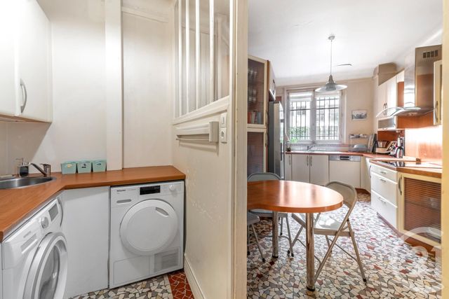 Appartement T5 &agrave; vendre - 5 pi&egrave;ces - 148,83 m2 - Paris - 75018 - ILE-DE-FRANCE