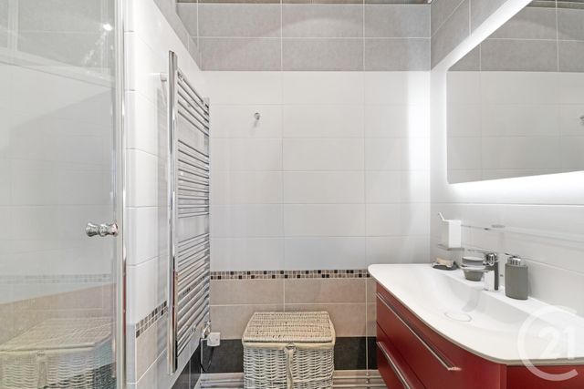 Appartement T5 &agrave; vendre - 5 pi&egrave;ces - 148,83 m2 - Paris - 75018 - ILE-DE-FRANCE