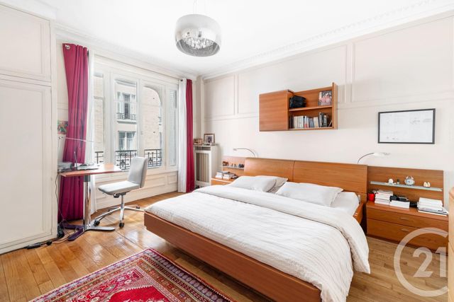Appartement T5 &agrave; vendre - 5 pi&egrave;ces - 148,83 m2 - Paris - 75018 - ILE-DE-FRANCE