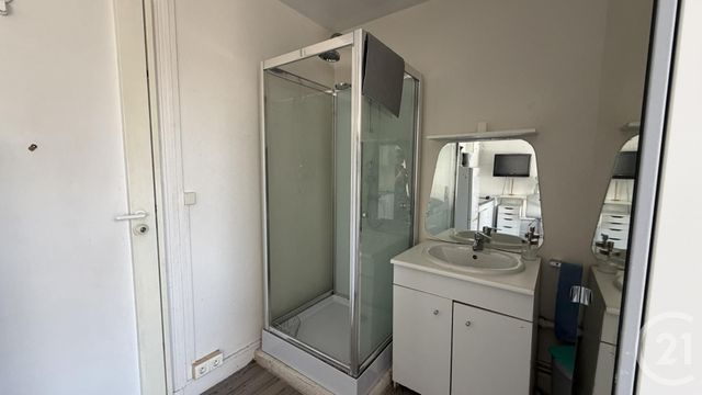 Appartement Studette &agrave; louer - 1 pi&egrave;ce - 15 m2 - Paris - 75017 - ILE-DE-FRANCE