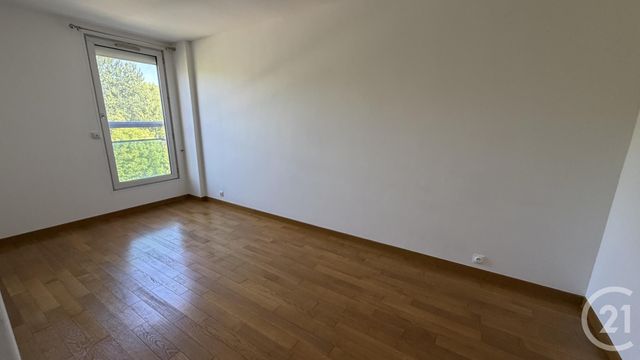 Appartement 4 pièces &agrave; louer - 4 pi&egrave;ces - 85 m2 - Noisy Le Grand - 93 - ILE-DE-FRANCE