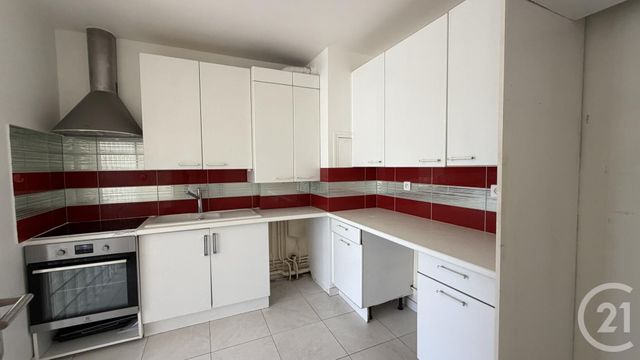Appartement 4 pièces &agrave; louer - 4 pi&egrave;ces - 85 m2 - Noisy Le Grand - 93 - ILE-DE-FRANCE