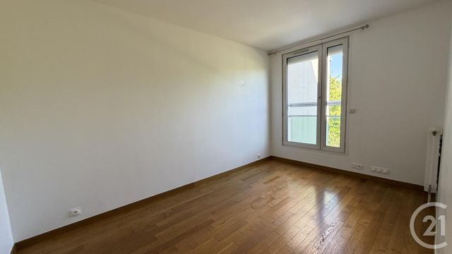 Appartement 4 pièces &agrave; louer - 4 pi&egrave;ces - 85 m2 - Noisy Le Grand - 93 - ILE-DE-FRANCE