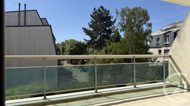 Appartement 4 pièces &agrave; louer - 4 pi&egrave;ces - 85 m2 - Noisy Le Grand - 93 - ILE-DE-FRANCE