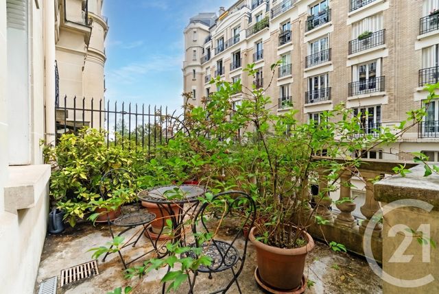 Appartement 2 pièces &agrave; vendre - 2 pi&egrave;ces - 42,21 m2 - Paris - 75018 - ILE-DE-FRANCE