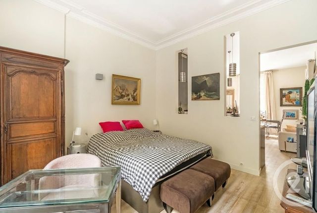 Appartement 2 pièces &agrave; vendre - 2 pi&egrave;ces - 42,21 m2 - Paris - 75018 - ILE-DE-FRANCE