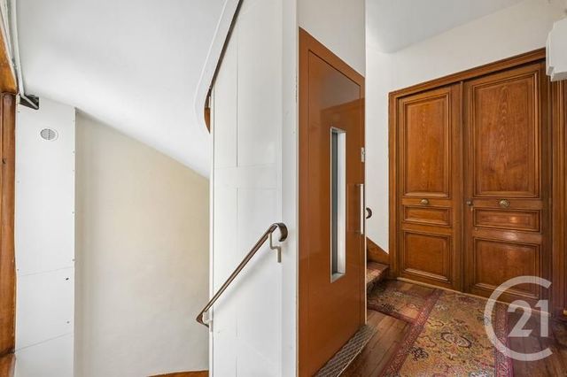 Appartement 3 pièces &agrave; vendre - 3 pi&egrave;ces - 83,11 m2 - Paris - 75018 - ILE-DE-FRANCE