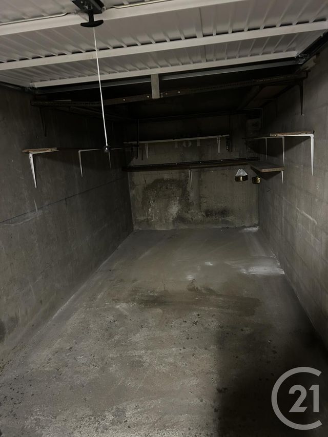 Parking &agrave; vendre - 10 m2 - Paris - 75018 - ILE-DE-FRANCE