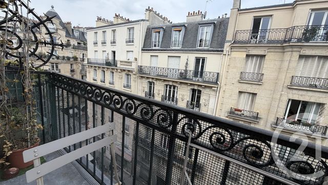 Appartement 2 pièces &agrave; louer - 2 pi&egrave;ces - 39,36 m2 - Paris - 75018 - ILE-DE-FRANCE
