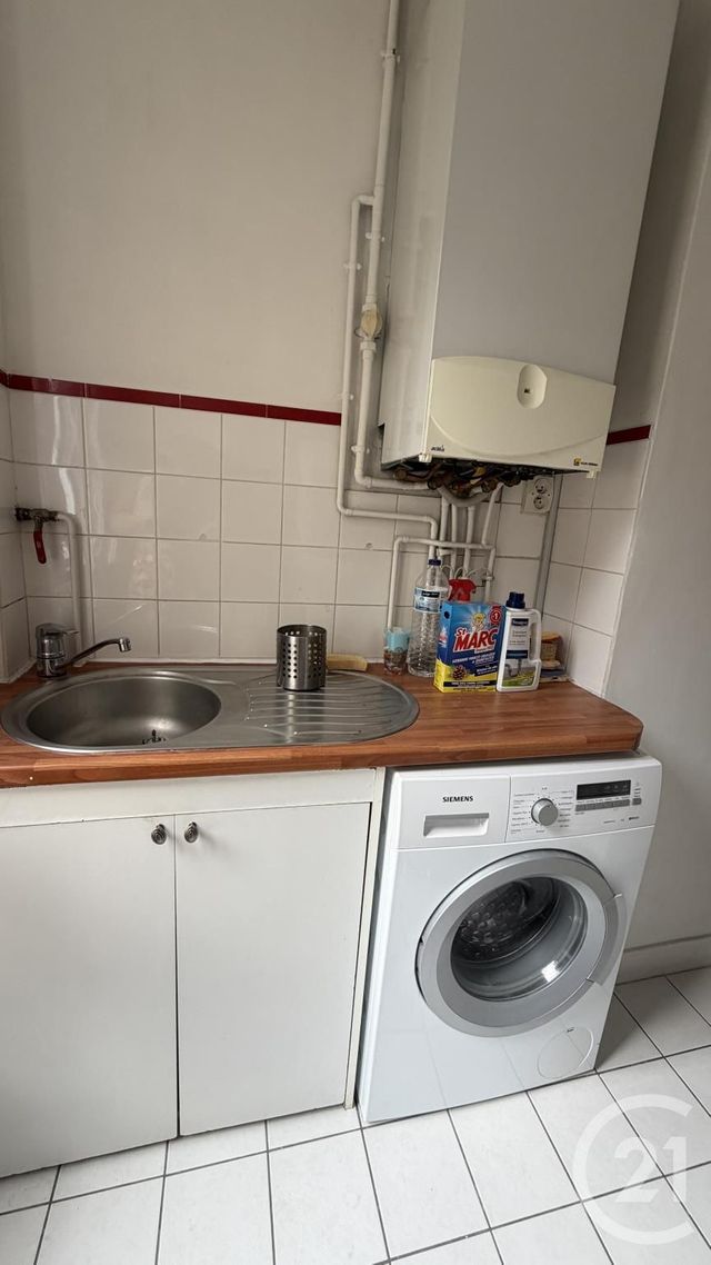 Appartement 2 pièces &agrave; louer - 2 pi&egrave;ces - 39,36 m2 - Paris - 75018 - ILE-DE-FRANCE