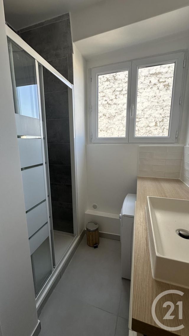 Appartement 2/3 pièces &agrave; louer - 2 pi&egrave;ces - 51,07 m2 - Paris - 75018 - ILE-DE-FRANCE