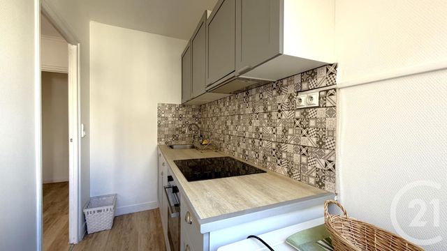 Appartement Studio &agrave; vendre - 1 pi&egrave;ce - 27,52 m2 - Paris - 75018 - ILE-DE-FRANCE