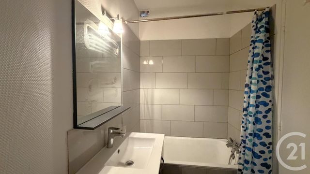 Appartement Studio &agrave; vendre - 1 pi&egrave;ce - 27,52 m2 - Paris - 75018 - ILE-DE-FRANCE