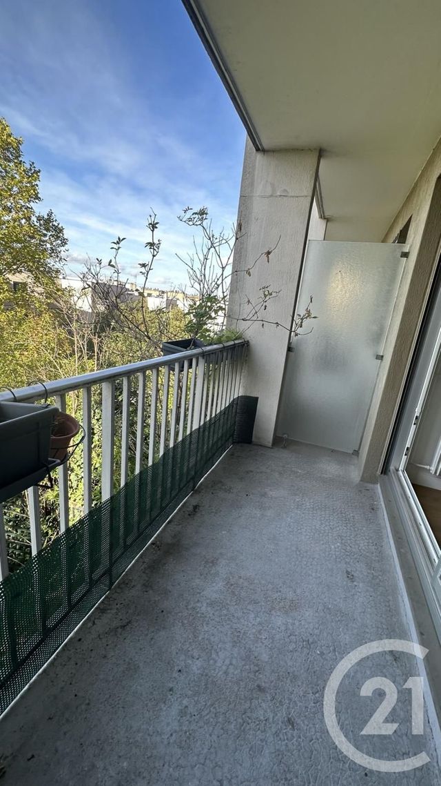 Appartement Studio &agrave; louer - 1 pi&egrave;ce - 25,42 m2 - Paris - 75018 - ILE-DE-FRANCE
