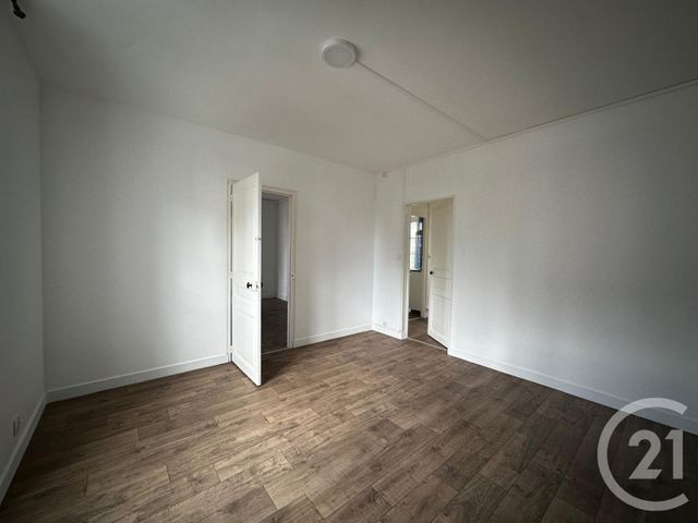 Appartement F3 &agrave; louer - 3 pi&egrave;ces - 53,45 m2 - Corbeil Essonnes - 91 - ILE-DE-FRANCE