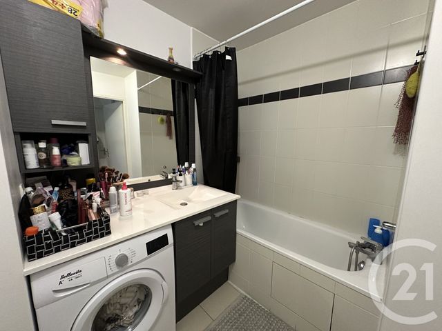 Appartement F2 à vendre - 2 pièces - 42,98 m2 - Corbeil Essonnes - 91 - ILE-DE-FRANCE