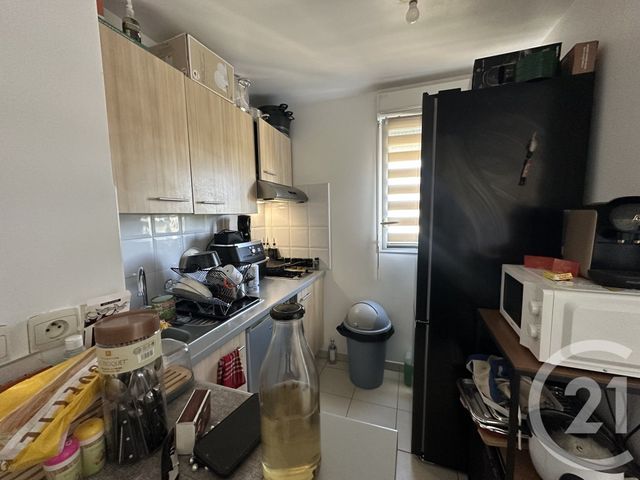 Appartement F2 à vendre - 2 pièces - 42,98 m2 - Corbeil Essonnes - 91 - ILE-DE-FRANCE